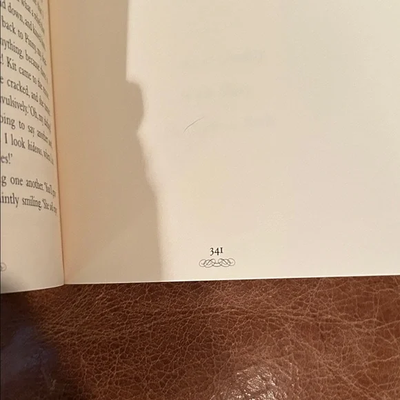 Georgette Heyer Book Collection - Picture 3 of 8